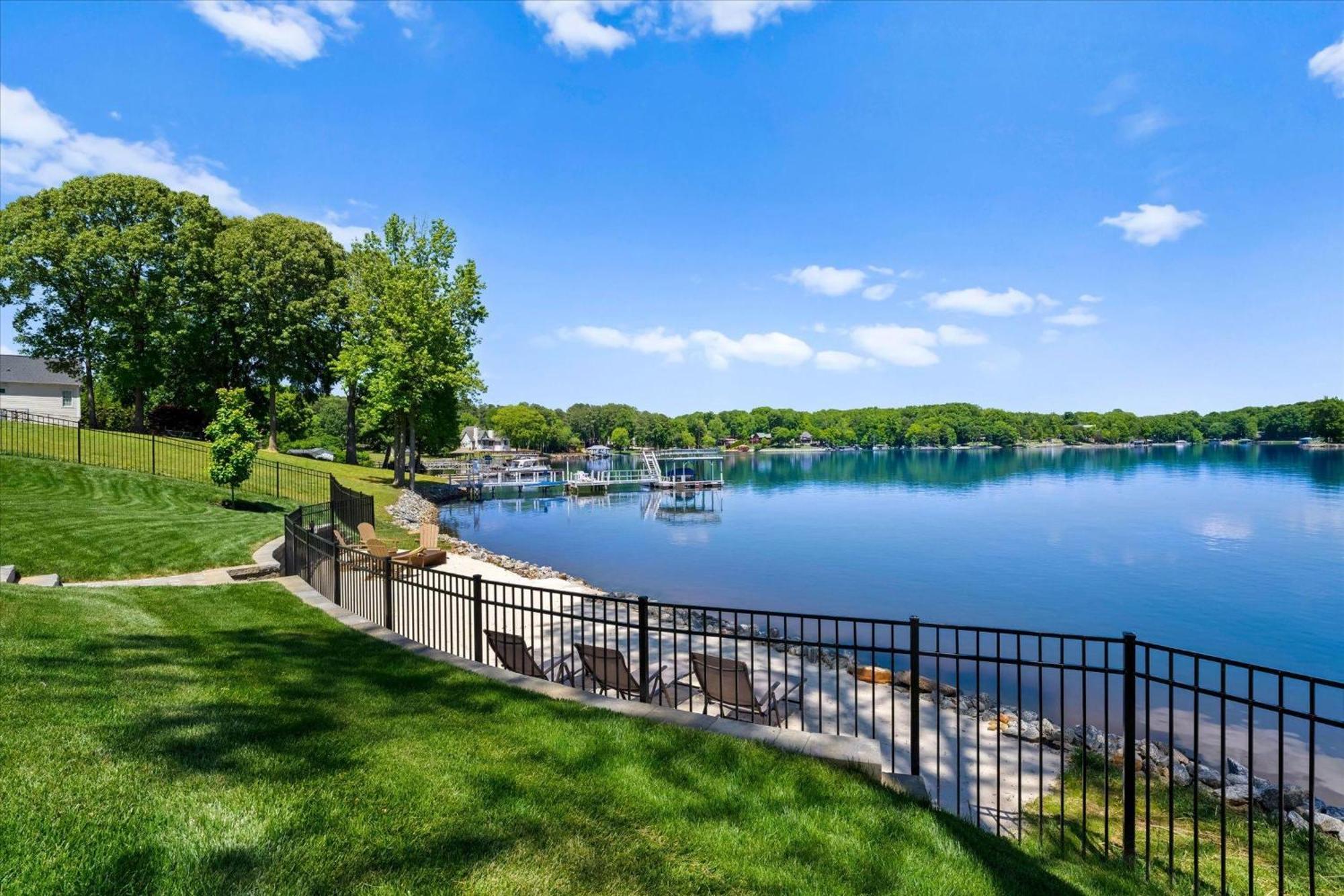 Hogan Crest Villa Mooresville Luaran gambar