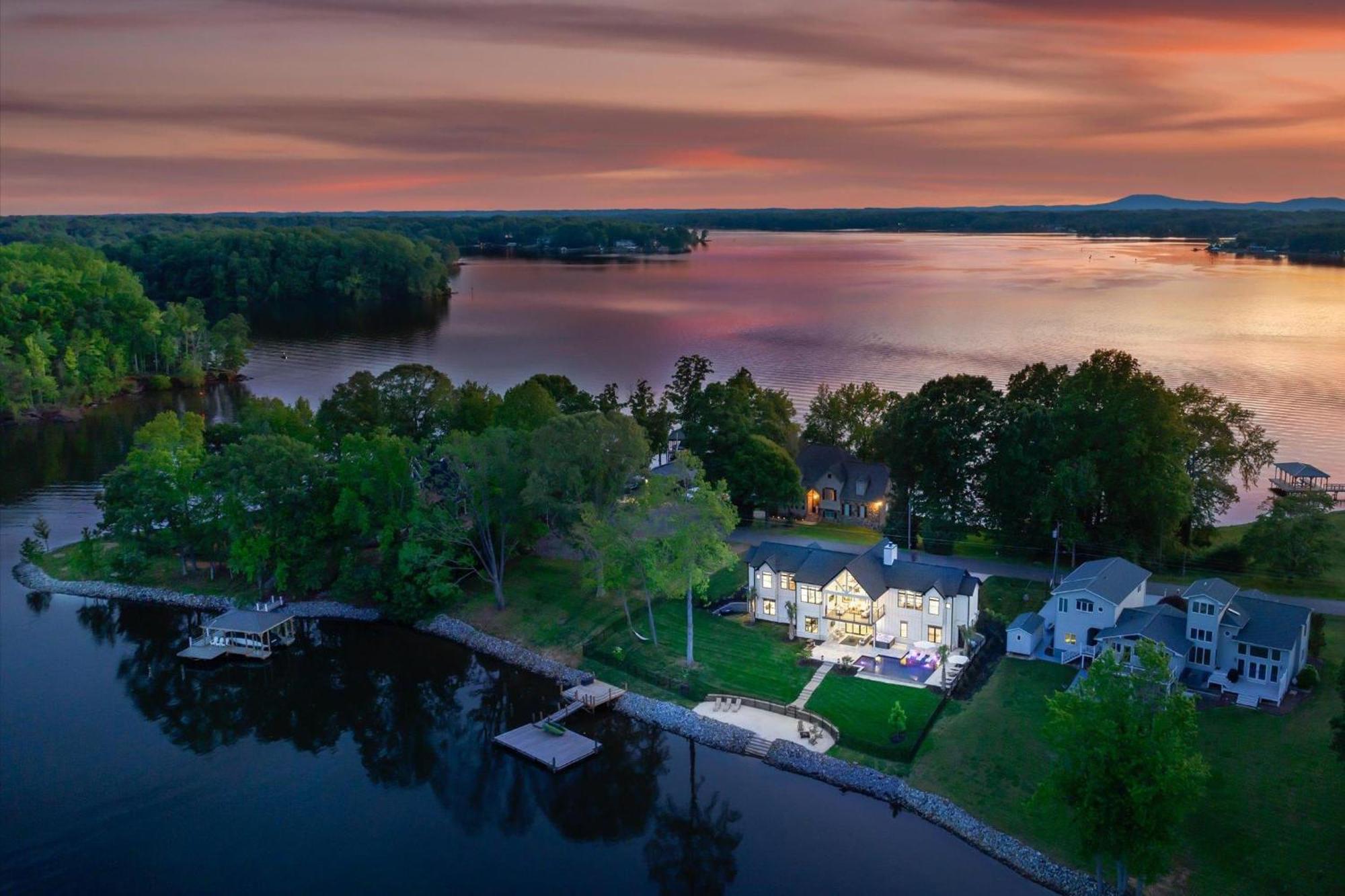 Hogan Crest Villa Mooresville Luaran gambar